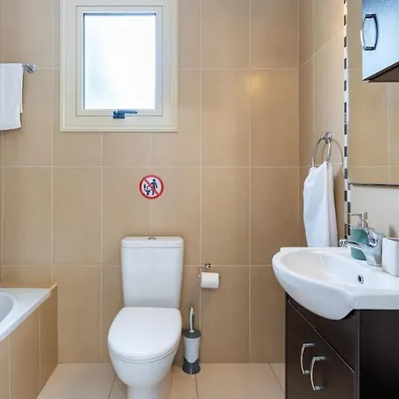 Βίλα Sunscape 3-bedroom And Pool In