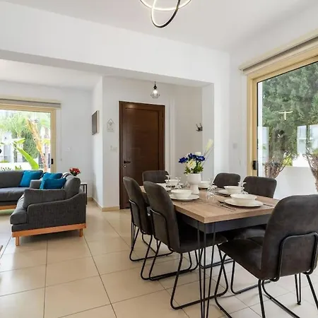 Villa Sunscape 3-bedroom And Pool In Protaras